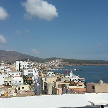 Hotel De La Mediterranee Nador Esterno foto